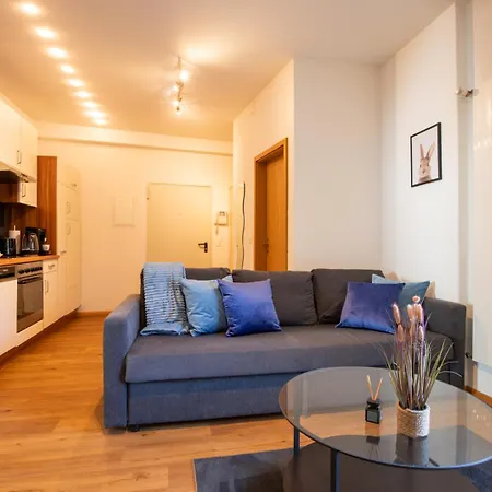 Special Roger F Rabbit 1 Apartment, Roche Towers, 10-star *