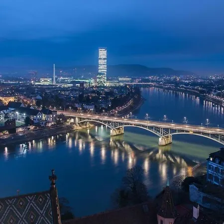 Special Roger F Rabbit 1 Apartment, Roche Towers, 10-star Апартаменты Базель
